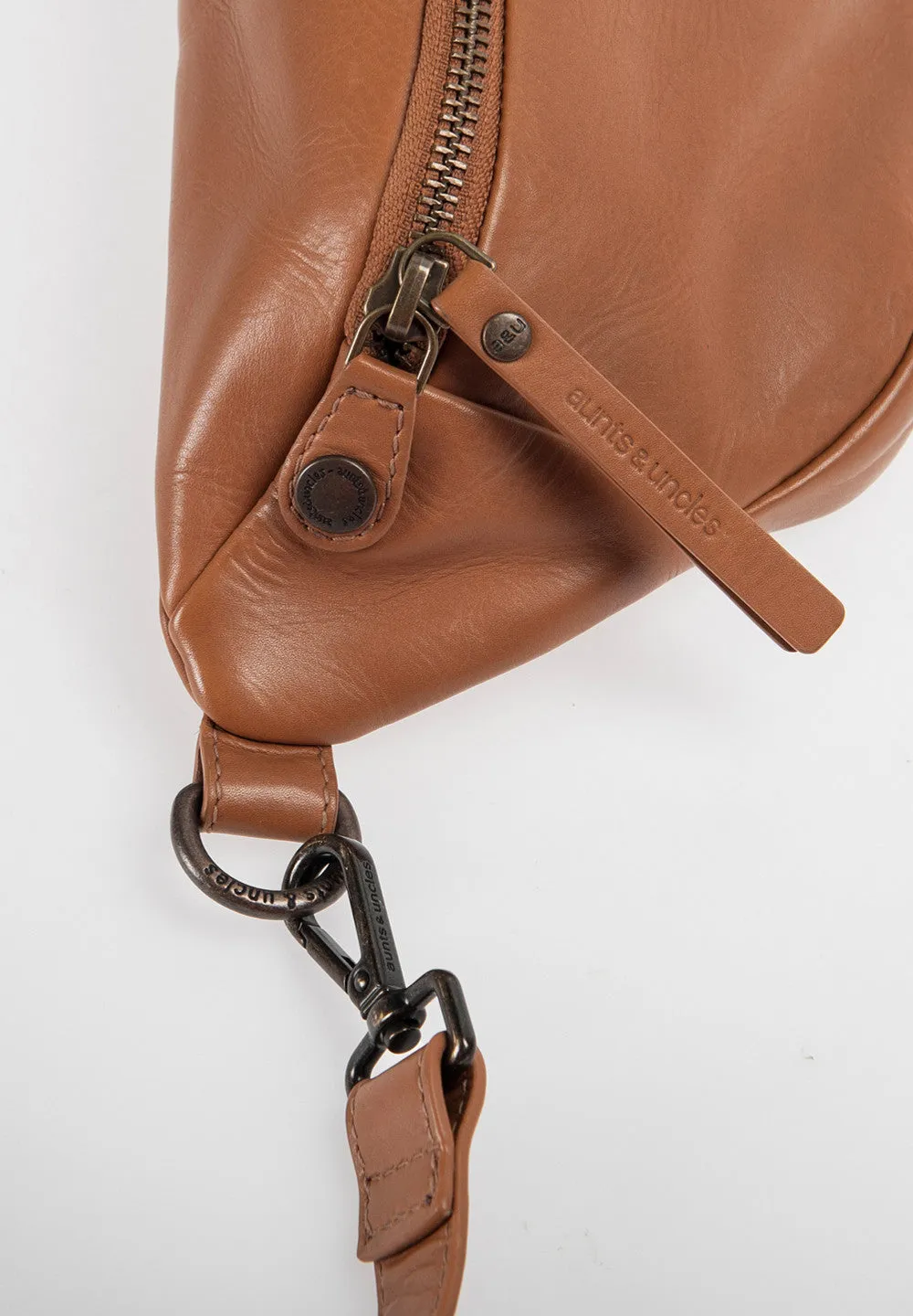 Aunts & Uncles Bilberry Bag Cognac