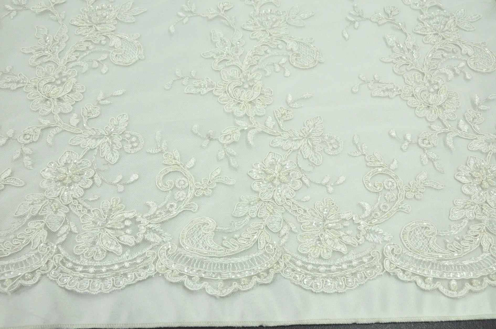 Bridal Lace Bordering Flower Ivory