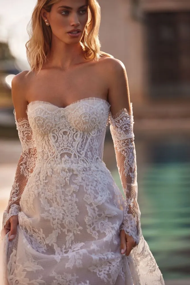 Calvin Sleeves | Milla Nova