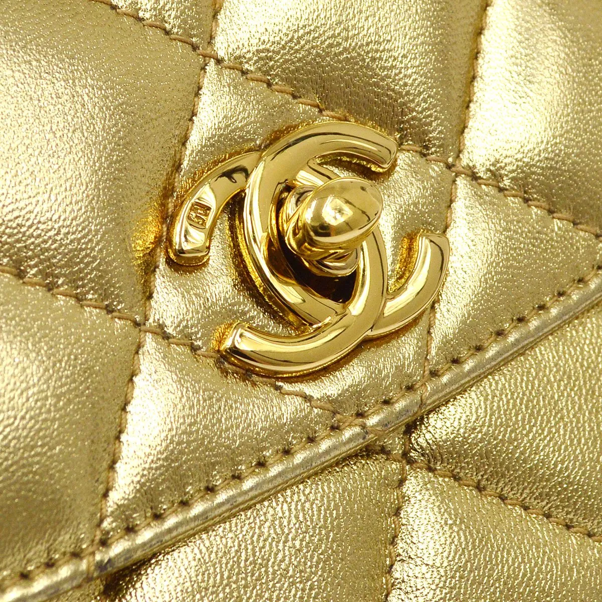 CHANEL 1996-1997 Chain Belt Bum Bag Gold Lambskin