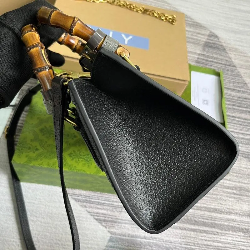Charm - GG Bags - 634