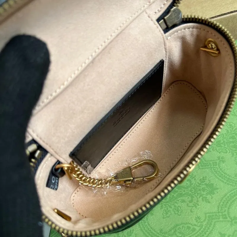 Charm - GG Bags - 749