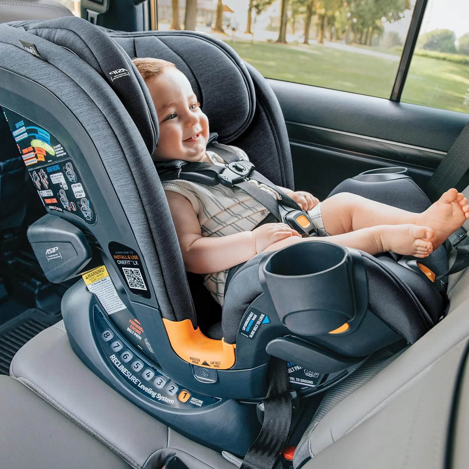 Chicco Chicco OneFit™ LX ClearTex® All-in-One Car Seat with LeverLock® Installation, Slim Design, Convertible Car Seat, Seat for Infants and Children 5-100 lbs | Ebony/Black