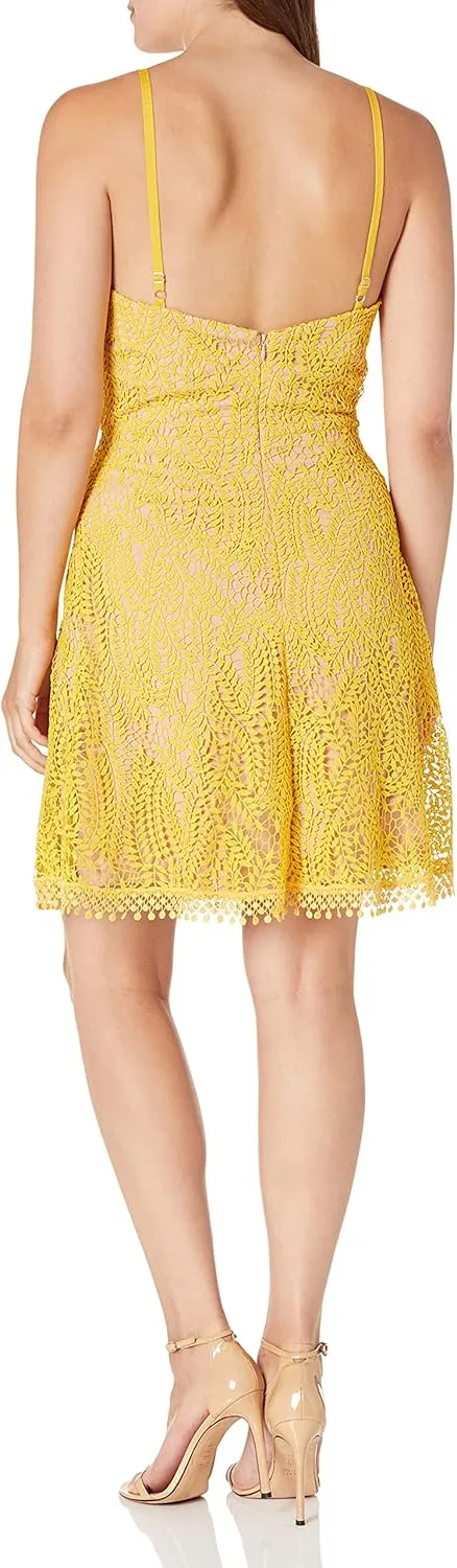 Dress the Population Women's Piper Sleeveless Lace Fit & Flare Short Dress