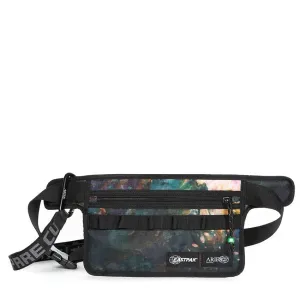 eastpak x aries talky bag (black / multi)