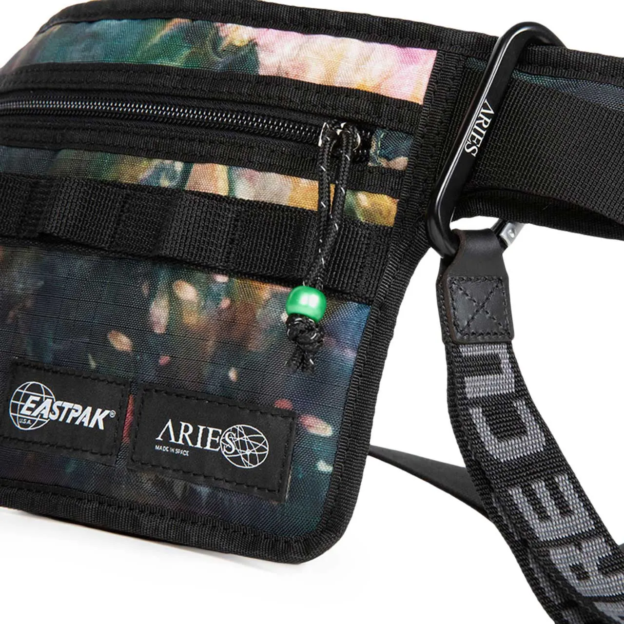 eastpak x aries talky bag (black / multi)