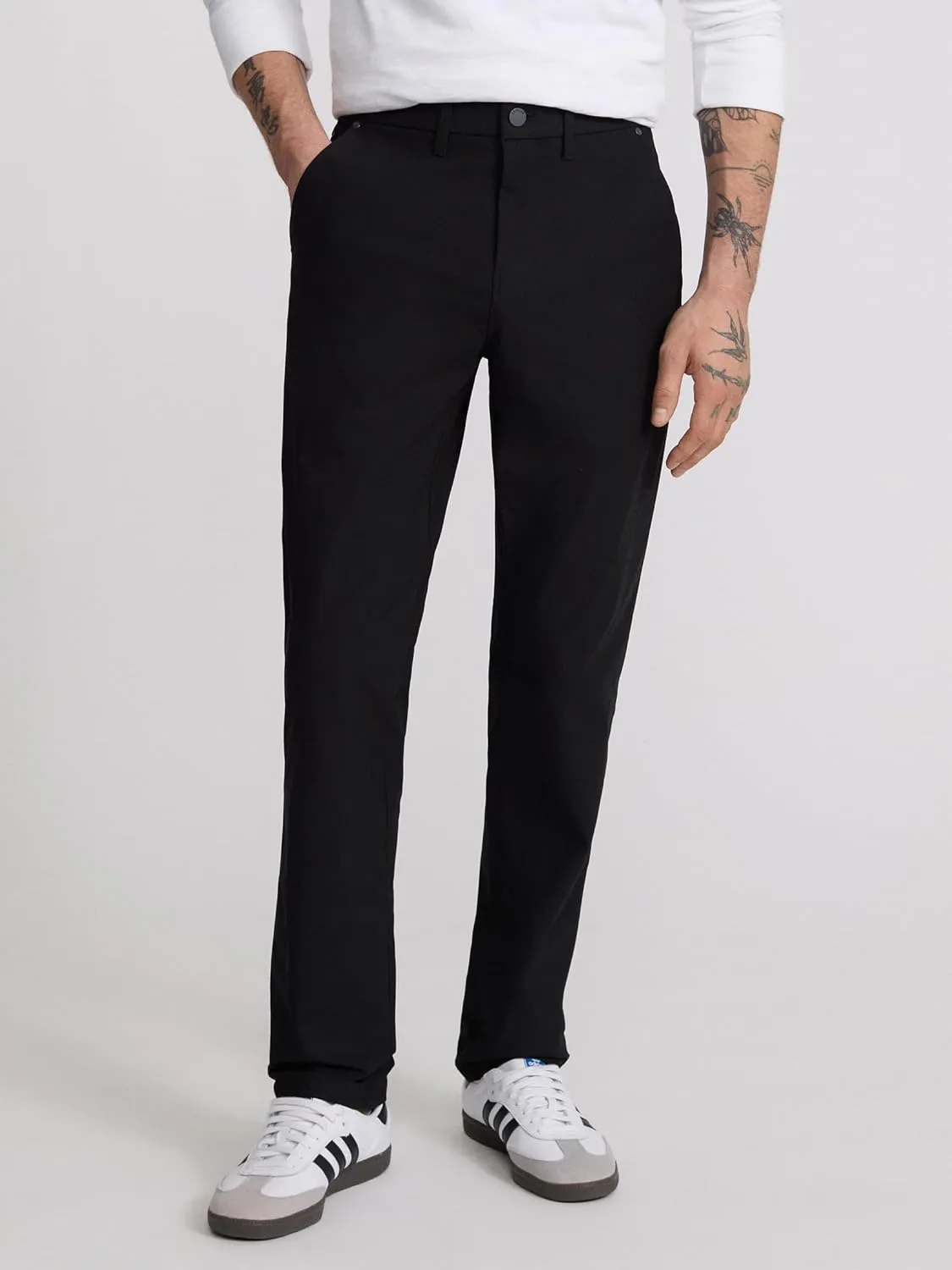 EXPRESS Mens Columbia Performance Slim Traveler Pant