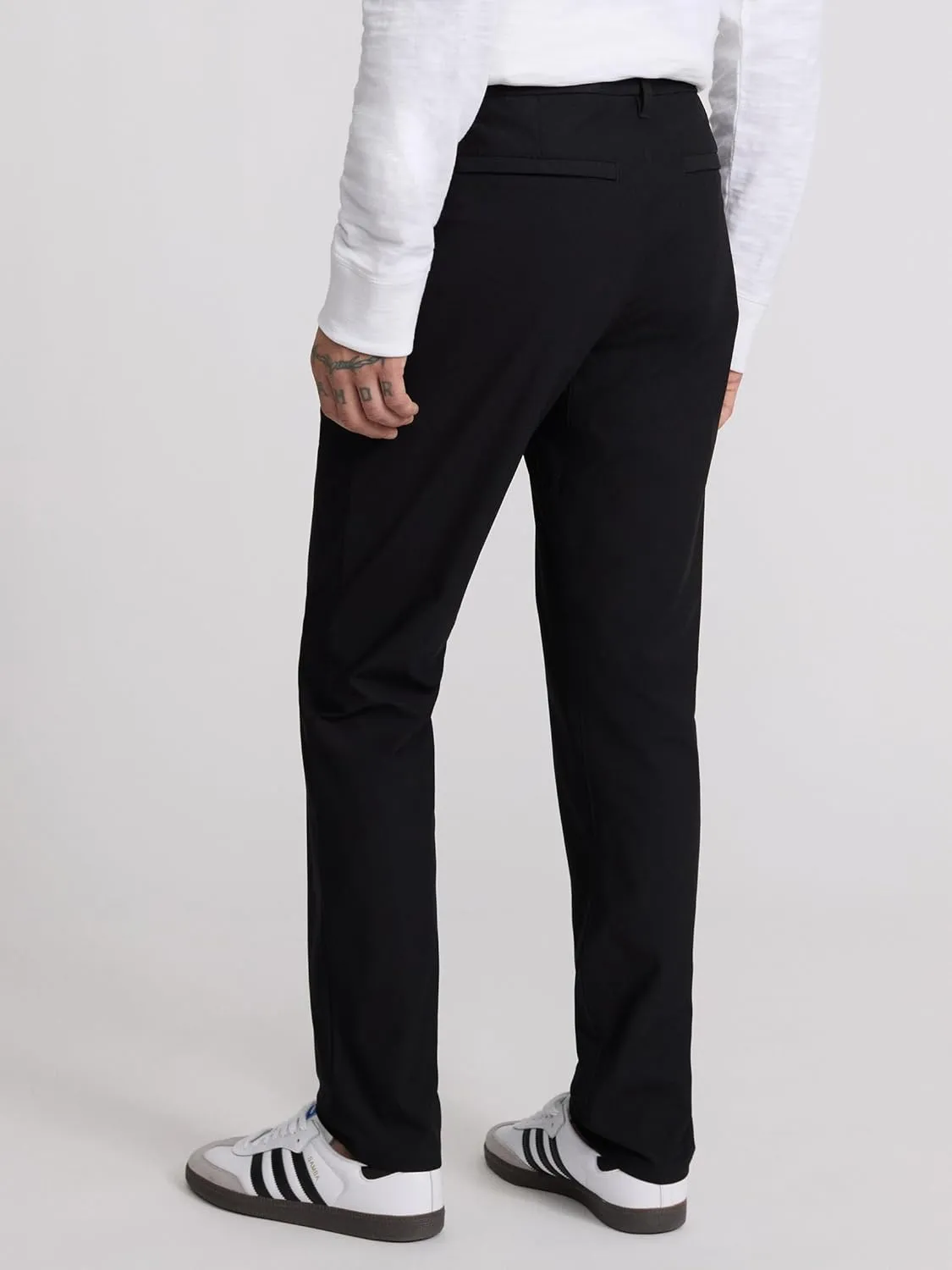 EXPRESS Mens Columbia Performance Slim Traveler Pant