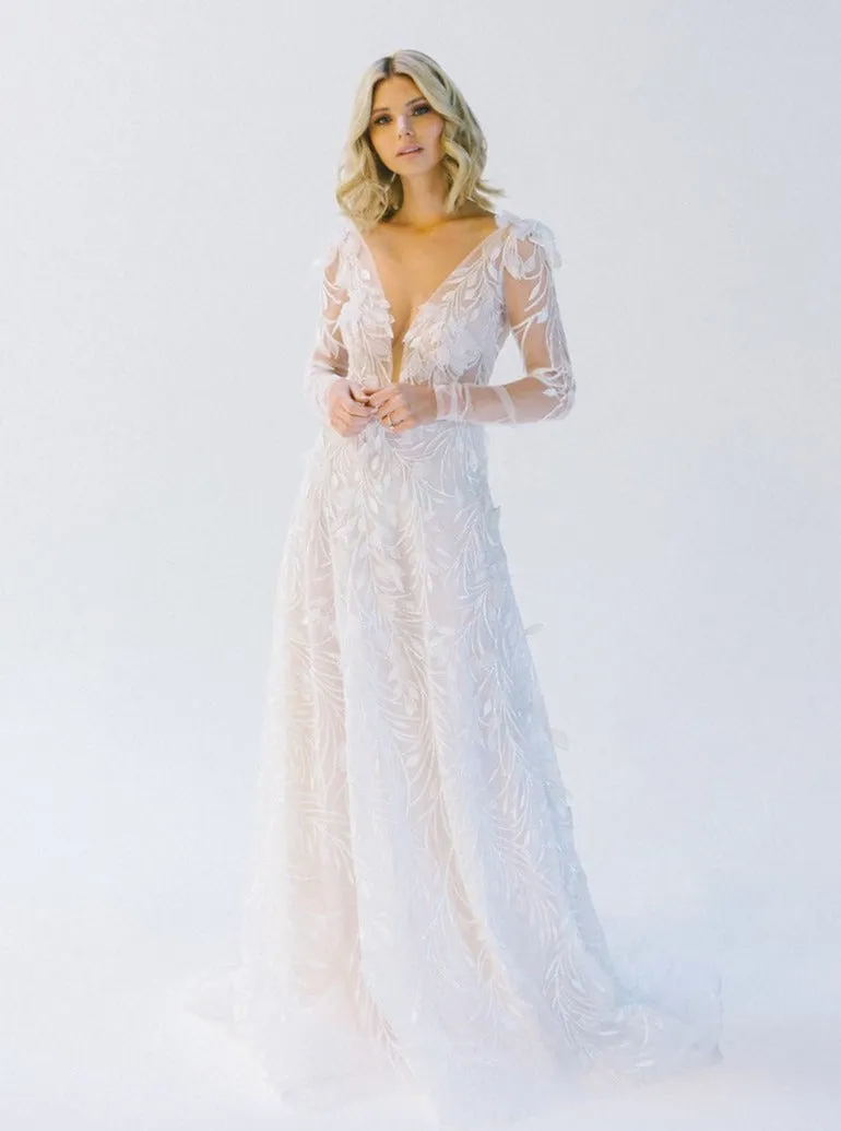 Ivory 3D Lace – Everett