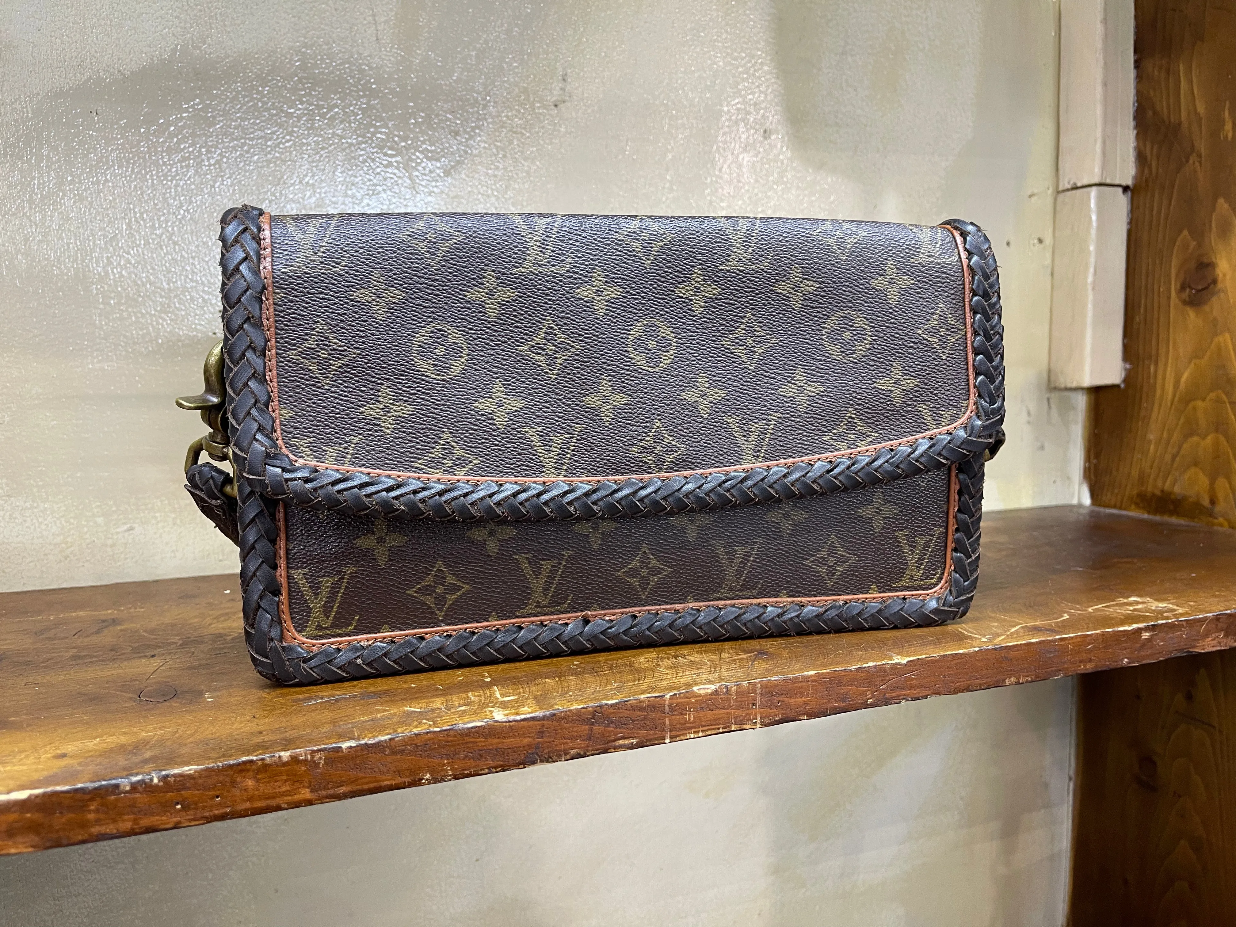 LV Pochette GM Re-vamped