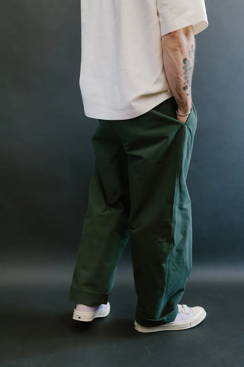 M-C-011 - Officer Chino Nebraska Cotton - Forest Green