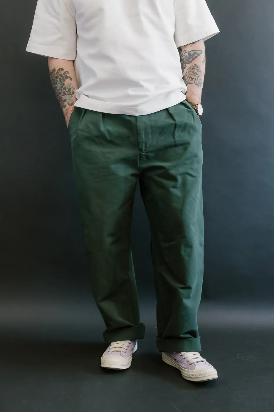 M-C-011 - Officer Chino Nebraska Cotton - Forest Green