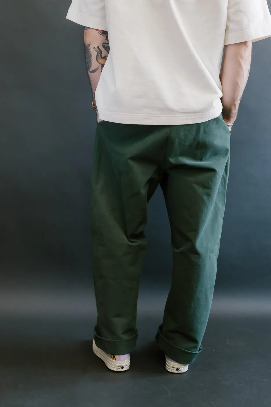 M-C-011 - Officer Chino Nebraska Cotton - Forest Green