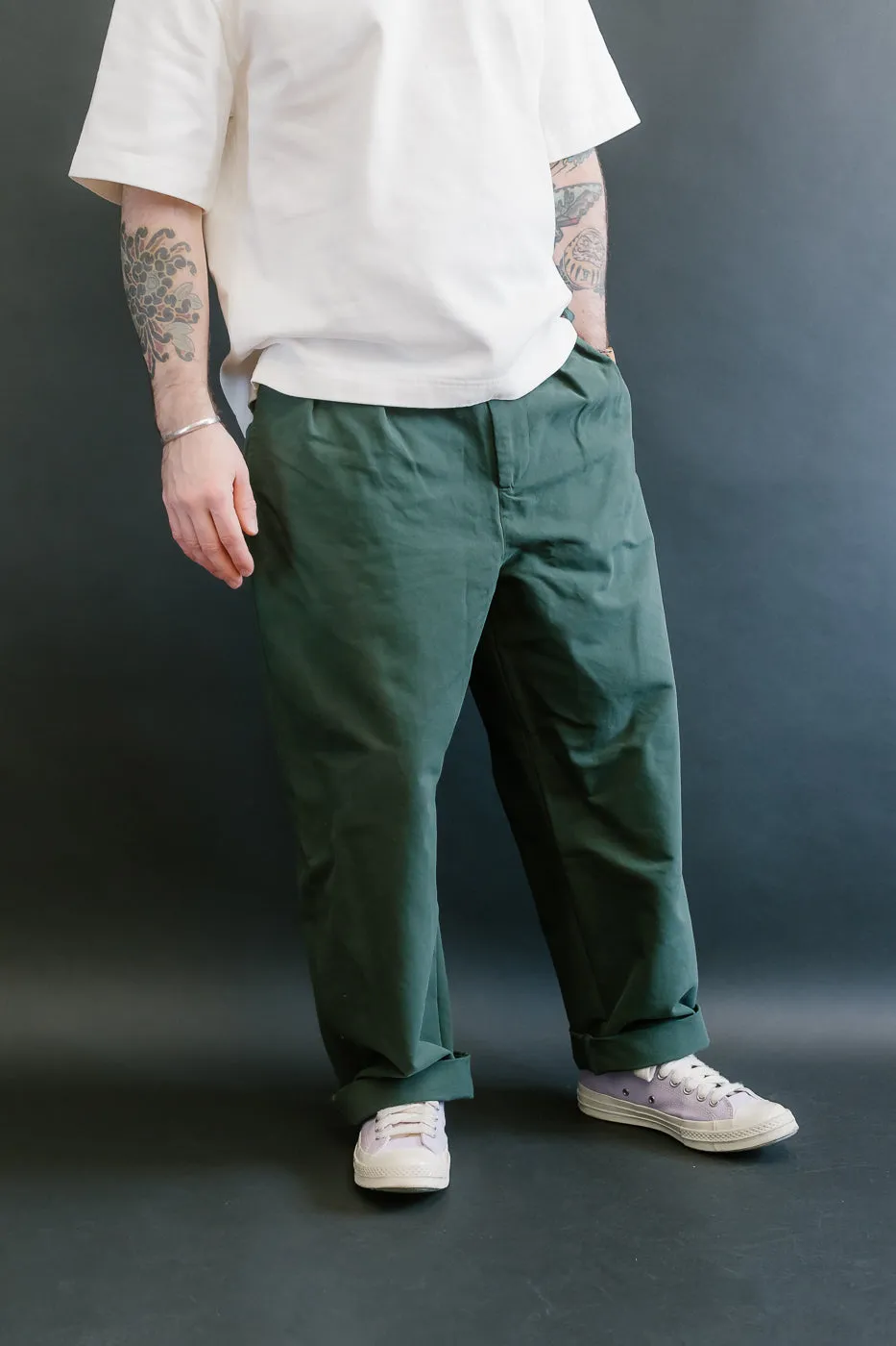 M-C-011 - Officer Chino Nebraska Cotton - Forest Green