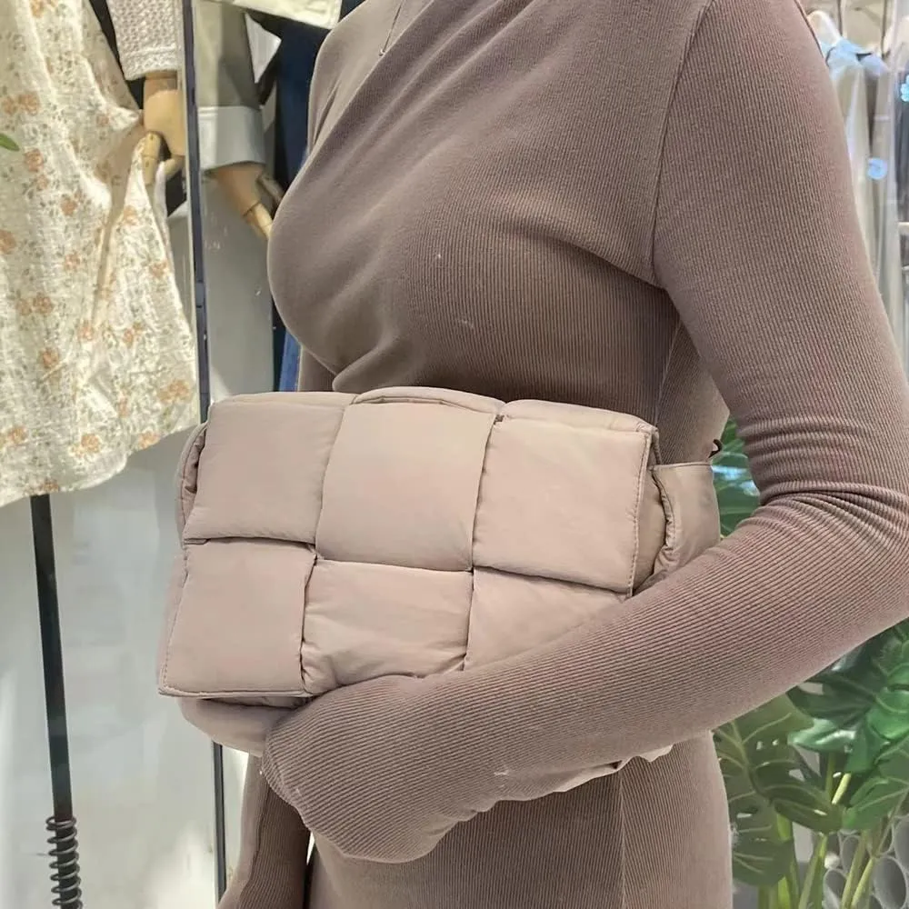 NAARIIAN Puffer Crossbody Bag for Women, Lightweight Puffy Shoulder Bags with Adjustable Strap,Quilted Woven Purse Hobo Bag