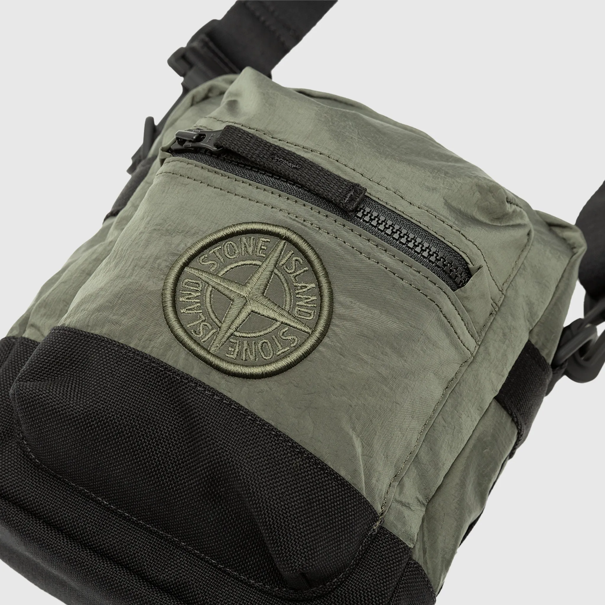NYLON METAL IN ECONYL® CROSS BODY BAG