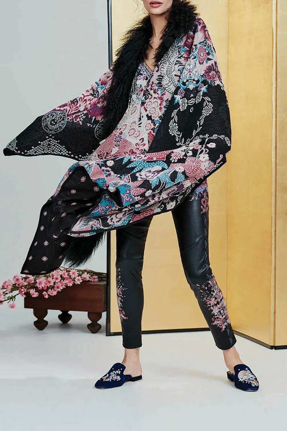REVERSIBLE OVERSIZED PONCHO WITH FUR NIGHTS WITH HER