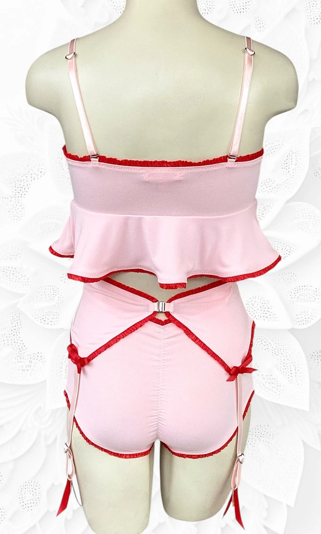 Ruthie garter belt in Petal Pink