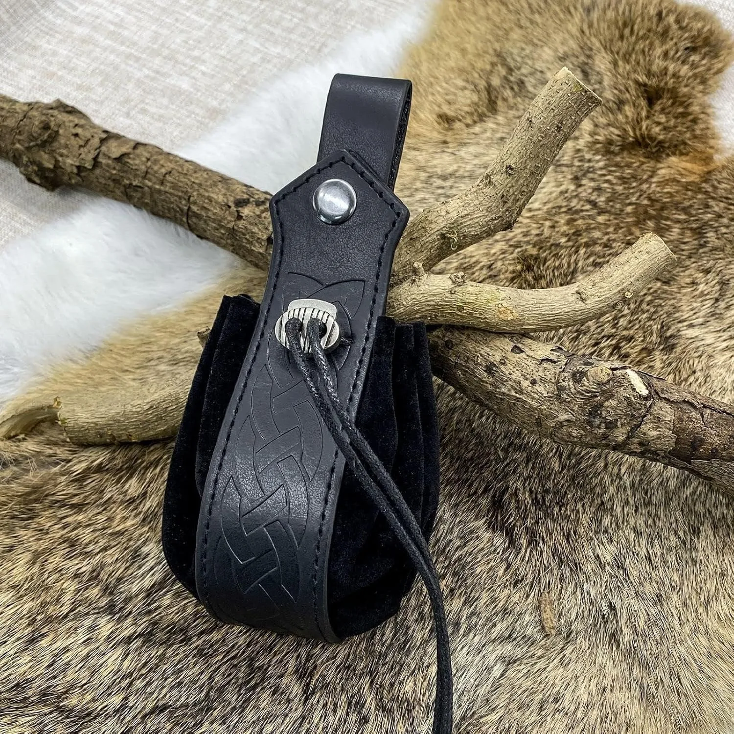 SUMGOGO 4 Pcs Halloween Renaissance Belt Pouch Witch Bottle Skirt Hikes Medieval Viking Pirate Leather Belt Costume Set